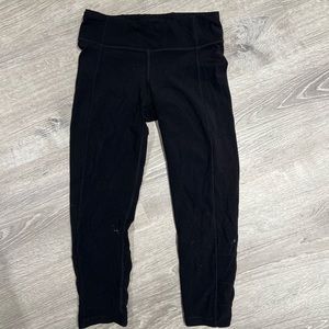 Girls Athleta Capri Leggings